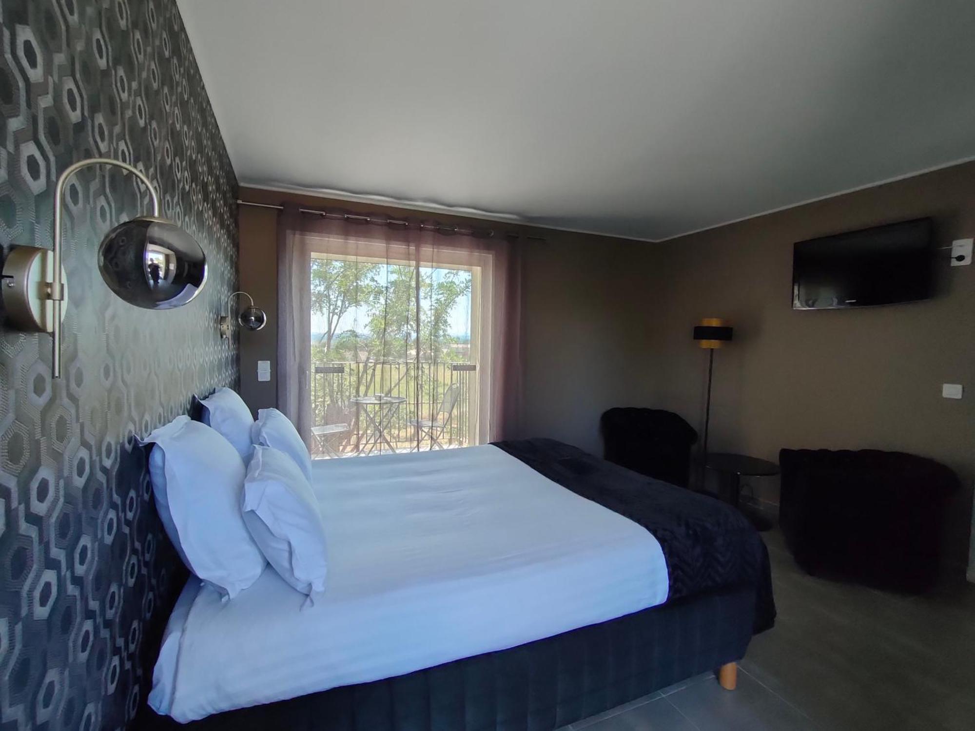 Hotel Restaurant L'Art Des Mets By Cote Jardin Conilhac-Corbières Екстериор снимка